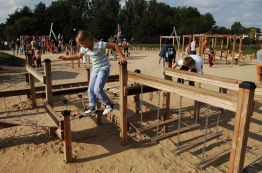 Lars Laj Playgrounds, Adventure Trails