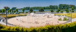 playground lars laj