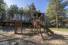 playground lars laj