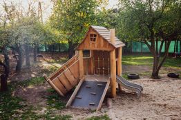 playground lars laj