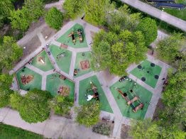 playground lars laj