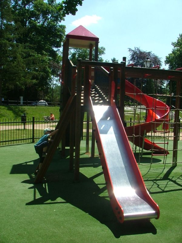 Shock Absorbing Pad 70mm w/Artificial grass under a playground slide